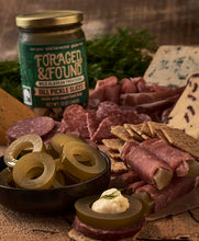Load image into Gallery viewer, Bread & Butter Kelp Pickles